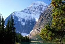 斯基拉：英超、德甲都有俱乐部对尤文边锋姆班古拉感兴趣.